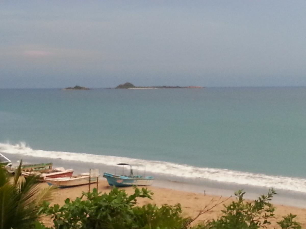 Sea View Beach Hotel Nilaveli Kültér fotó