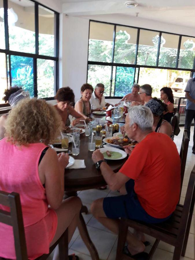 Sea View Beach Hotel Nilaveli Kültér fotó